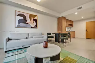 11 NE 6th St, Miami, FL 33132 - Photo 41