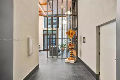 11 NE 6th Street #1012, Miami, FL 33132 - Photo 3