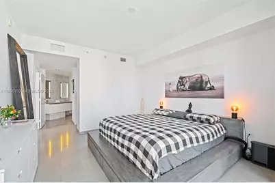 88 SW 7th St #3101, Miami, FL 33130 - Photo 15