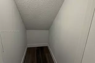 300 Gardens Dr, Pompano Beach, FL 33069 - Photo 13