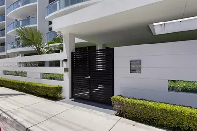 [Address not provided], North Miami Beach, FL 33181 - Photo 17