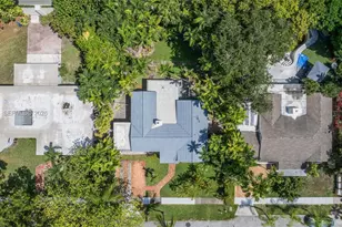 1643 Nethia Dr, Miami, FL 33133 - Photo 29