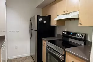 2494 Centergate Dr, Miramar, FL 33025 - Photo 13