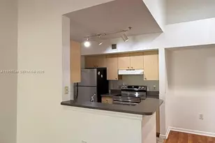 2494 Centergate Dr, Miramar, FL 33025 - Photo 17