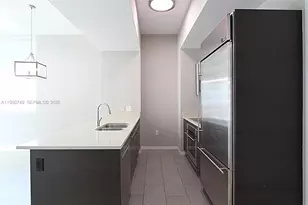 500 Brickell Ave, Miami, FL 33131 - Photo 9