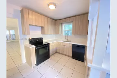 4600 NE 1st Ave #1st Floor, Miami, FL 33137 - Photo 5