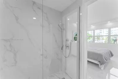 3250 NE 28th St #403, Fort Lauderdale, FL 33308 - Photo 17