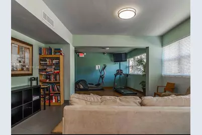 3250 NE 28th St #403, Fort Lauderdale, FL 33308 - Photo 23