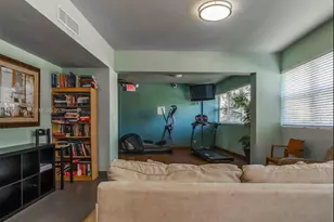 3250 NE 28th St, Fort Lauderdale, FL 33308 - Photo 23