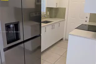 1585 NE 125th St, North Miami, FL 33161 - Photo 3
