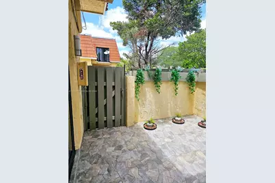 4226 NW 114th Ter #26, Coral Springs, FL 33065 - Photo 5