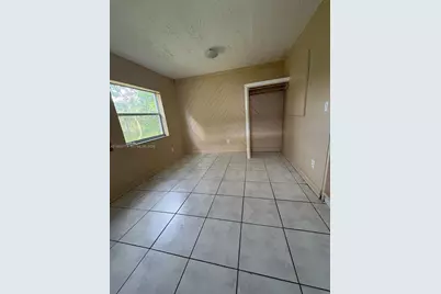 6311 SW 8th St, North Lauderdale, FL 33068 - Photo 7