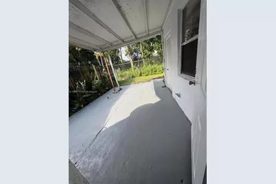 6311 SW 8th St, North Lauderdale, FL 33068 - Photo 13