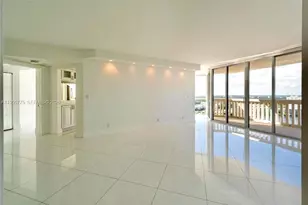 1000 W Island Blvd, Aventura, FL 33160 - Photo 1