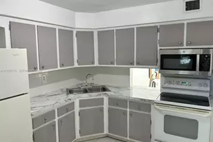 1450 NE 191st St, Miami, FL 33179 - Photo 1