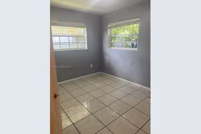 8341 NW 25th St, Sunrise, FL 33322 - Photo 15