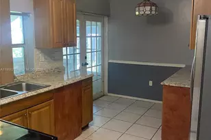 8341 NW 25th St, Sunrise, FL 33322 - Photo 5