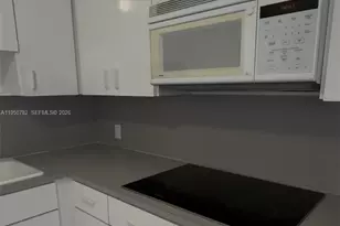 1450 Brickell Bay Dr, Miami, FL 33131 - Photo 15