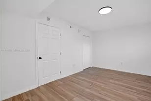 2475 NW 16th St Rd, Miami, FL 33125 - Photo 19