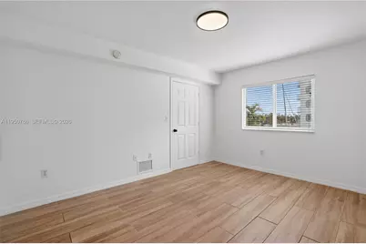 2475 NW 16th St Rd #310, Miami, FL 33125 - Photo 25