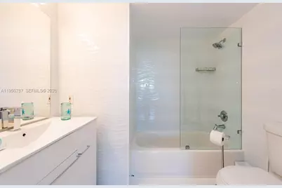 19801 E Country Club Dr #4501, Aventura, FL 33180 - Photo 33