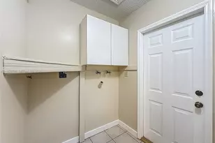 12787 NW 10th Ln, Miami, FL 33182 - Photo 19