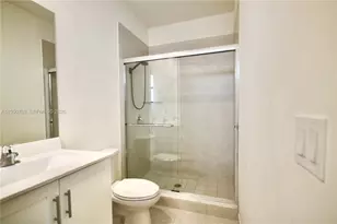 3408 W 111th Pl, Hialeah, FL 33018 - Photo 15