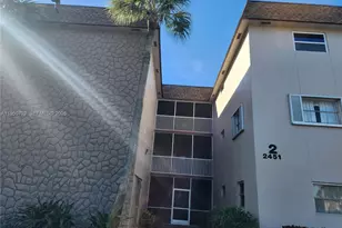 2451 SW 82nd Ave, Davie, FL 33324 - Photo 3