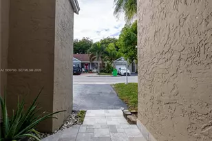 206 SW 159th Way, Sunrise, FL 33326 - Photo 3