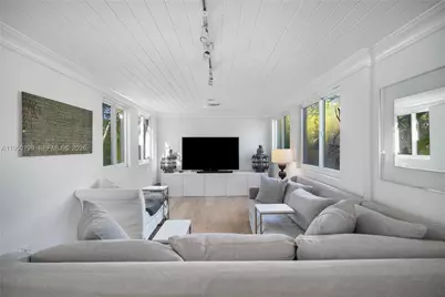 463 W 62nd St, Miami Beach, FL 33140 - Photo 13