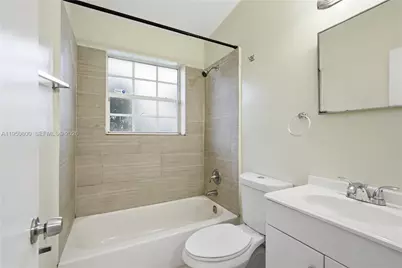 1731 NW 26th Ave, Fort Lauderdale, FL 33311 - Photo 17