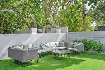 270 NW 41st St #0, Miami, FL 33127 - Photo 3