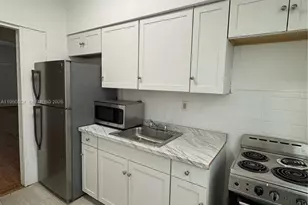 901 Pennsylvania Ave, Miami Beach, FL 33139 - Photo 15