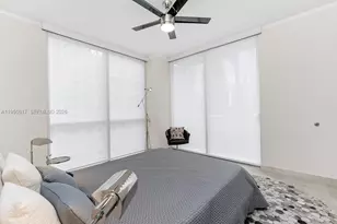 1060 Brickell Ave, Miami, FL 33131 - Photo 3