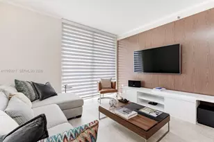 1060 Brickell Ave, Miami, FL 33131 - Photo 5