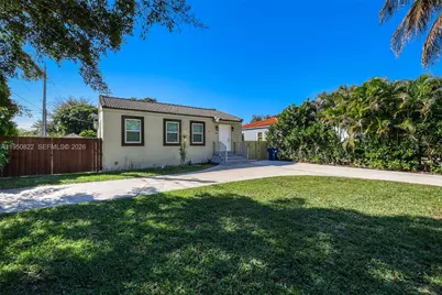 200 Carlisle Dr, Miami Springs, FL 33166 - Photo 3