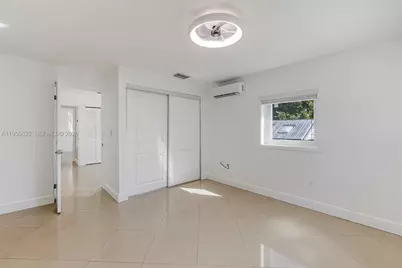 200 Carlisle Dr, Miami Springs, FL 33166 - Photo 25