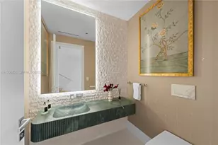 1417 N Venetian Way, Miami, FL 33139 - Photo 35