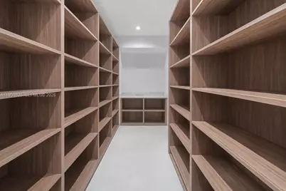 1417 N Venetian Way, Miami, FL 33139 - Photo 33