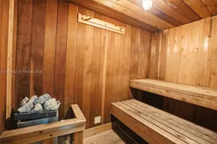 465 Ocean Dr, Miami Beach, FL 33139 - Photo 39