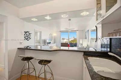 465 Ocean Dr #1024, Miami Beach, FL 33139 - Photo 15