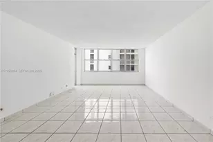 6039 Collins Ave, Miami Beach, FL 33140 - Photo 31