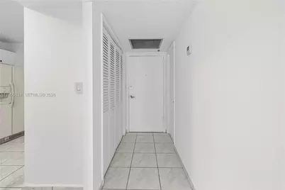 6039 Collins Ave #809, Miami Beach, FL 33140 - Photo 27