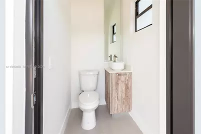 101 SW 25th Rd, Miami, FL 33129 - Photo 21