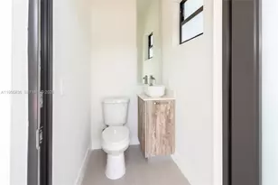 101 SW 25th Rd, Miami, FL 33129 - Photo 21