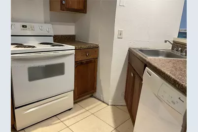 3320 N Pinewalk Dr N #1715, Margate, FL 33063 - Photo 21