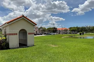 3320 N Pinewalk Dr N, Margate, FL 33063 - Photo 3