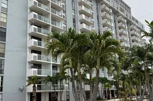 13499 Biscayne Blvd, North Miami, FL 33181 - Photo 3