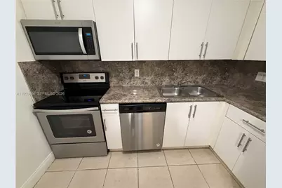 4235 N University Dr #107, Sunrise, FL 33351 - Photo 7