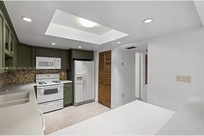 7064 SW 114th Pl #B, Miami, FL 33173 - Photo 7